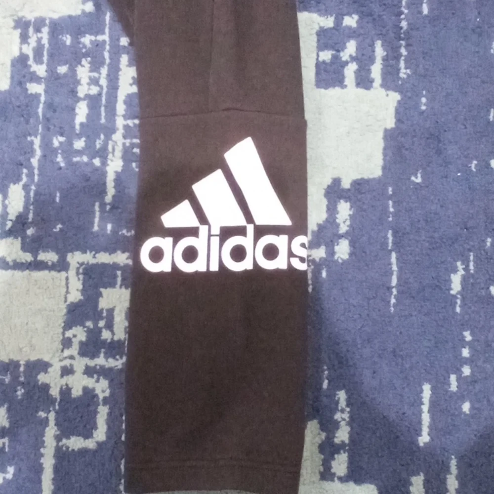 Adidas sweat pants - Picture 2 of 4